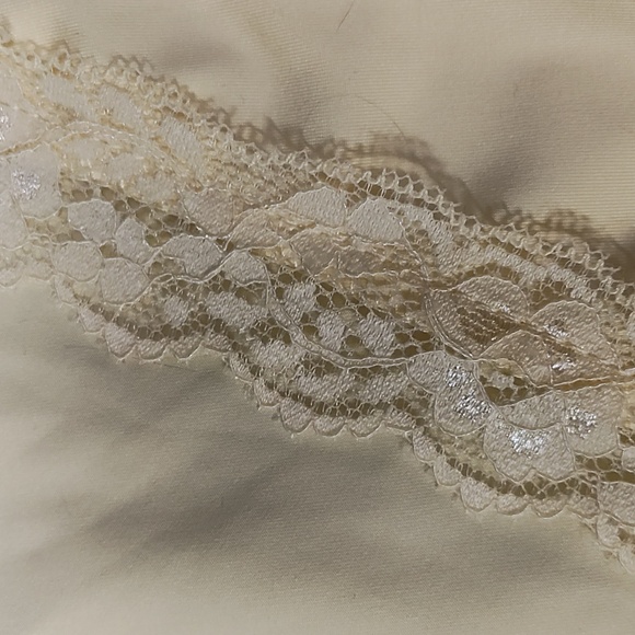 Wild Fable | Yellow Lace Trim Top - Picture 2 of 6